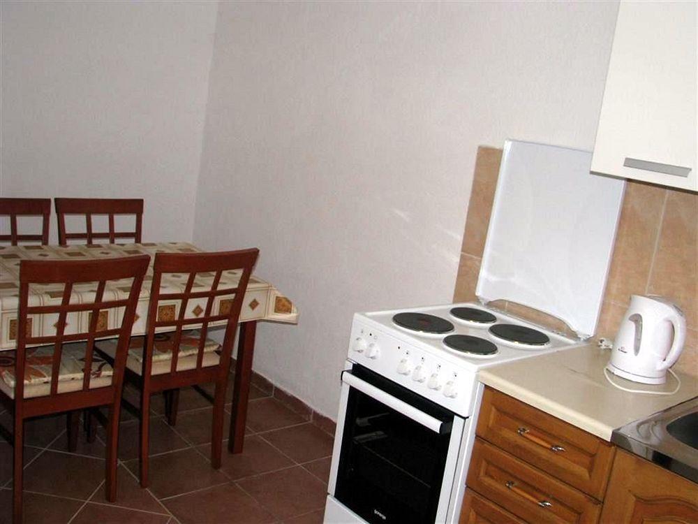 Maki Apartments - Plavi Horizonti Beach Тиват Экстерьер фото