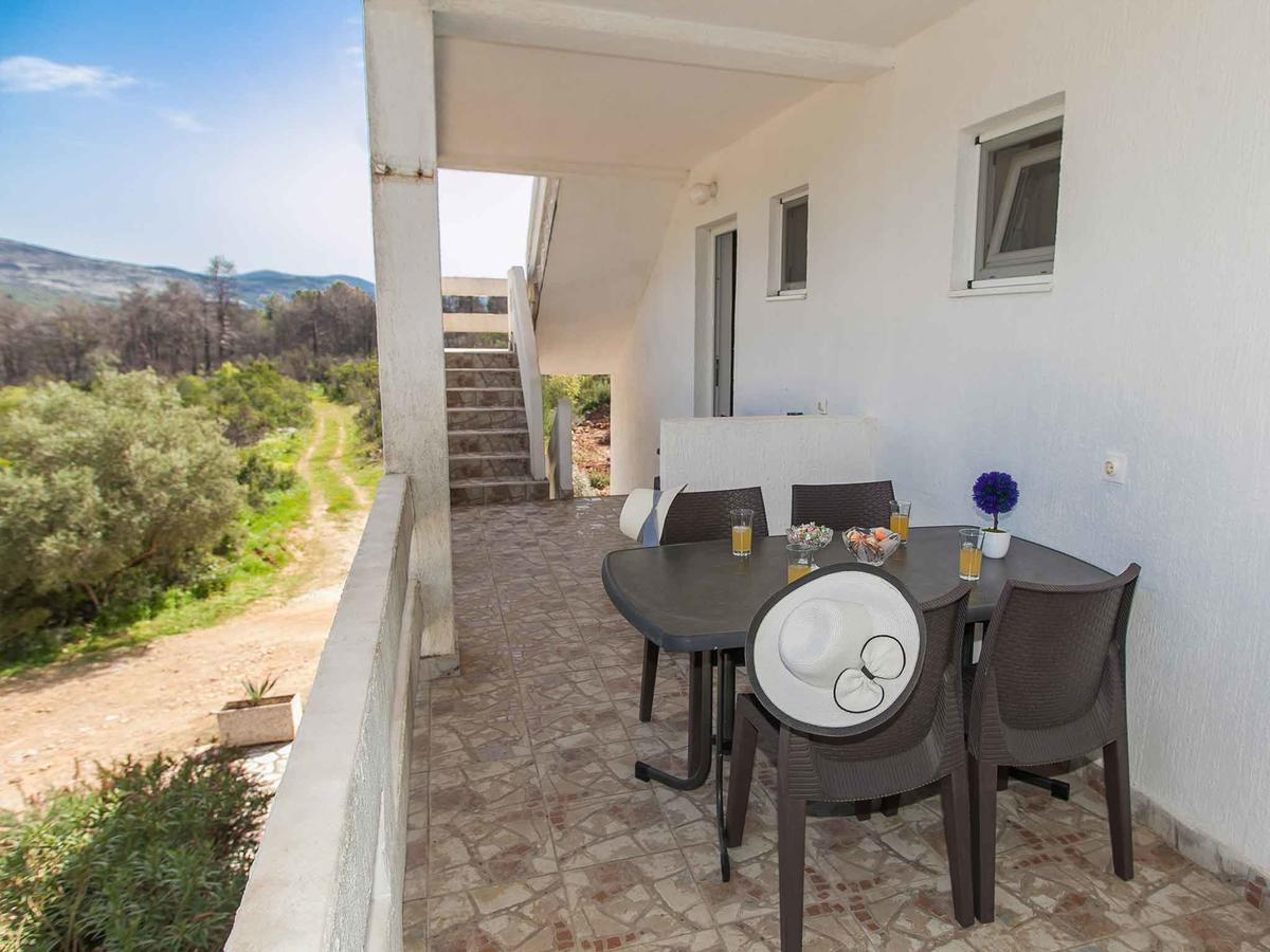 Maki Apartments - Plavi Horizonti Beach Тиват Экстерьер фото