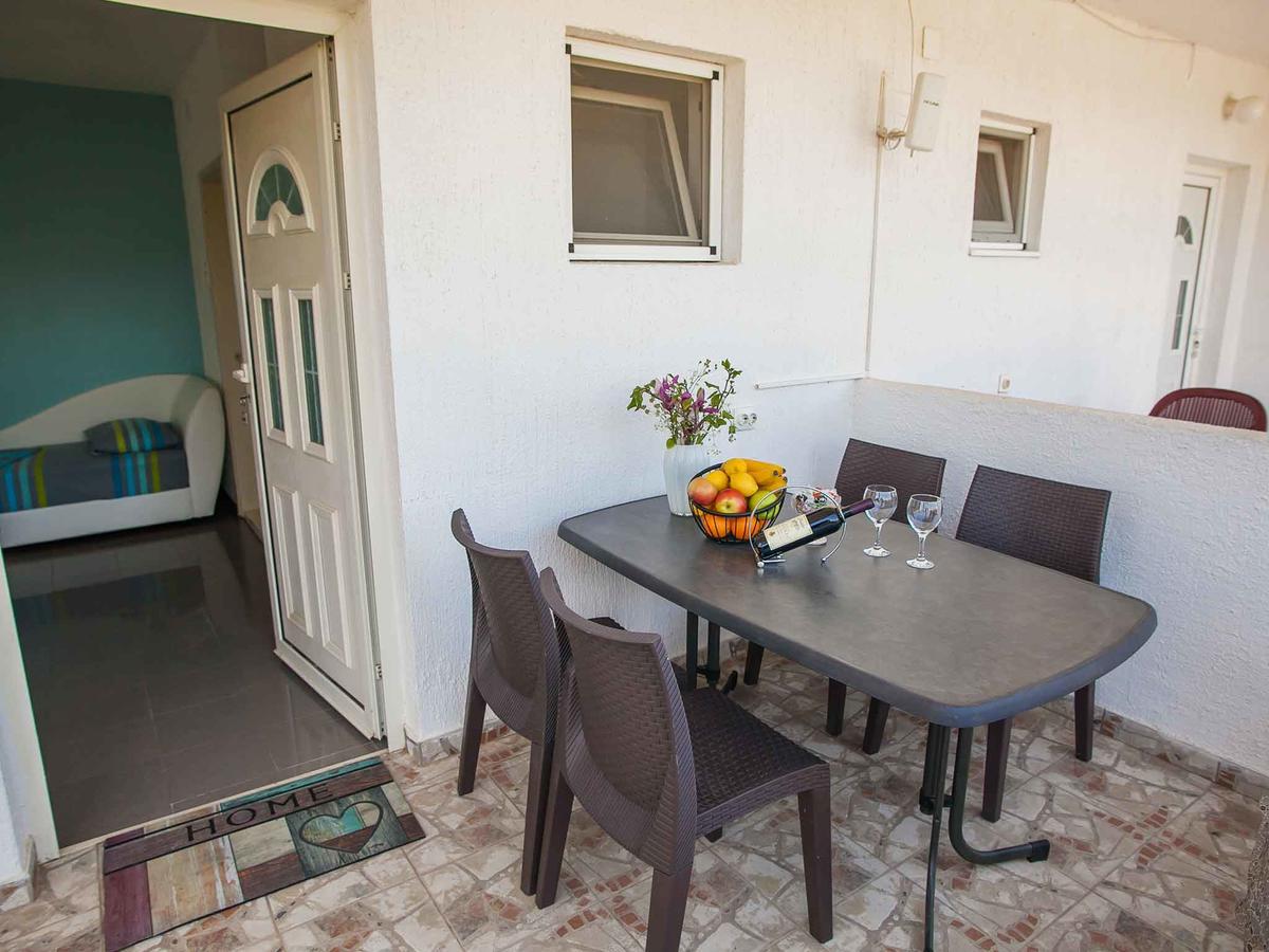 Maki Apartments - Plavi Horizonti Beach Тиват Экстерьер фото