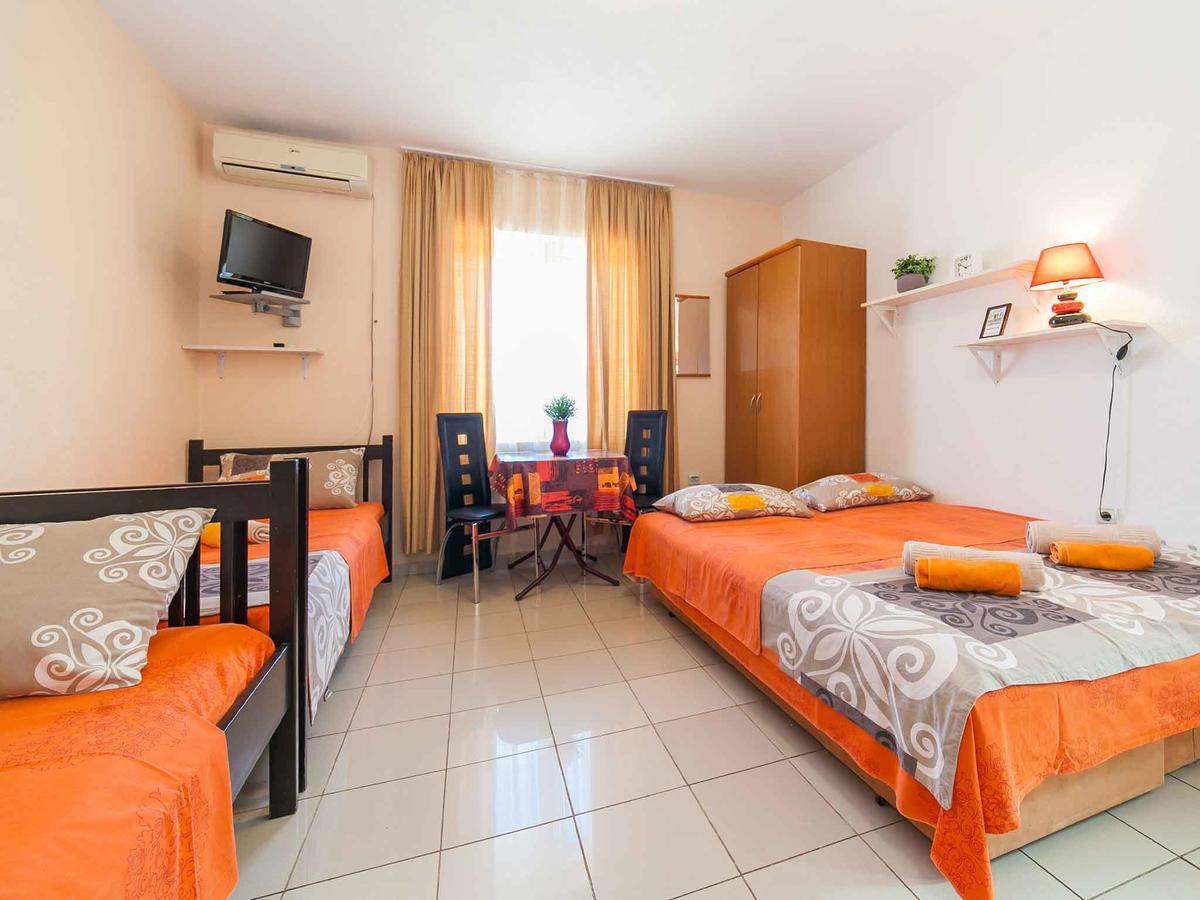 Maki Apartments - Plavi Horizonti Beach Тиват Экстерьер фото