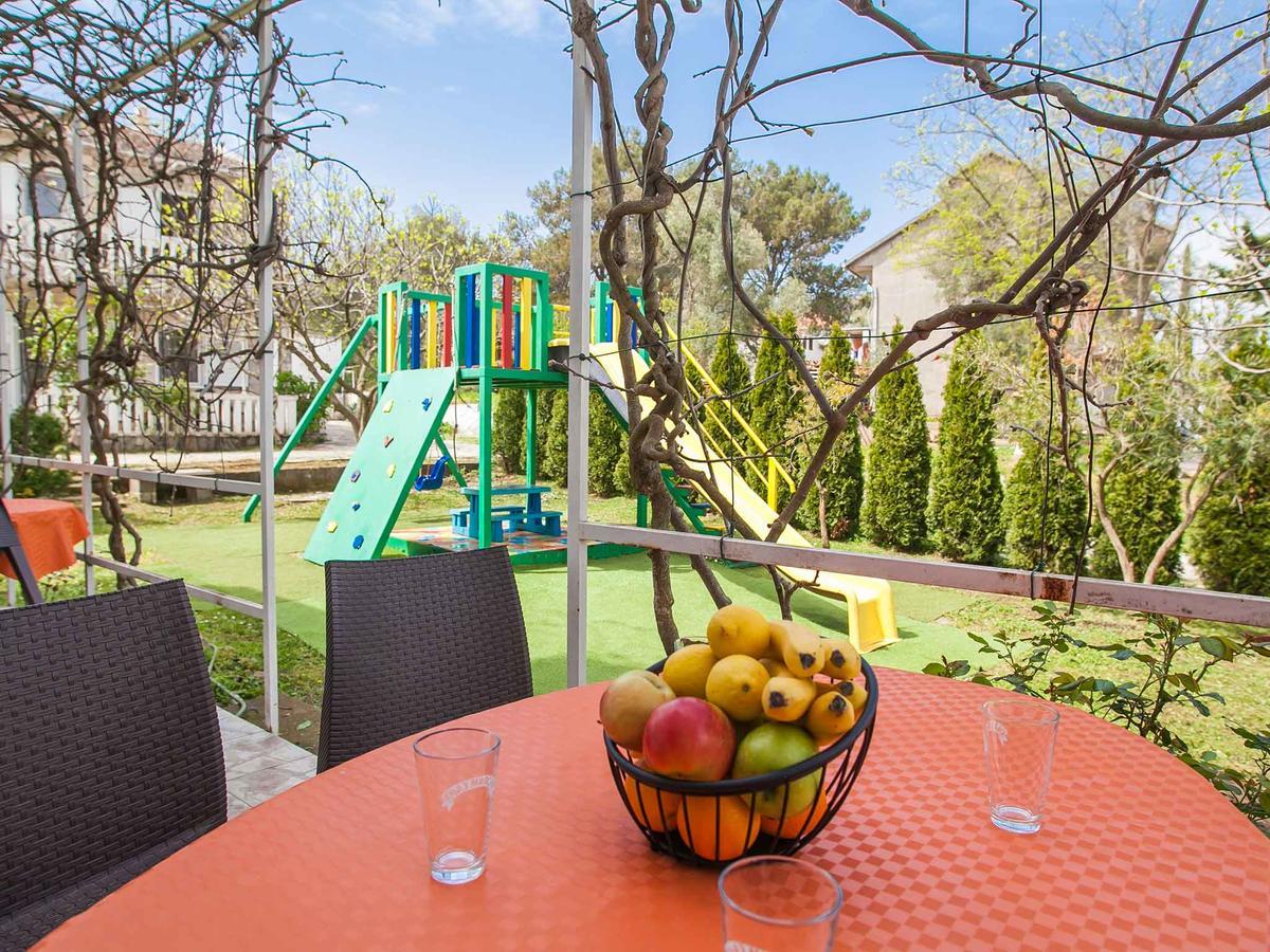Maki Apartments - Plavi Horizonti Beach Тиват Экстерьер фото